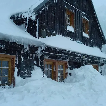 Willa Urocza Pensjonat *